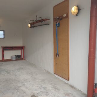 PRONÁJEM: Garáž s elektřinou, zabezpečená, Sabinova ul., Ostrava - Svinov